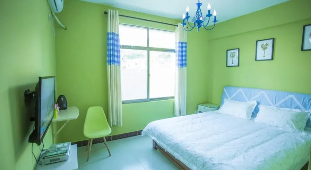 Sanya Yalongwan Right Here Inn, Book Hotel Sanya Hainan