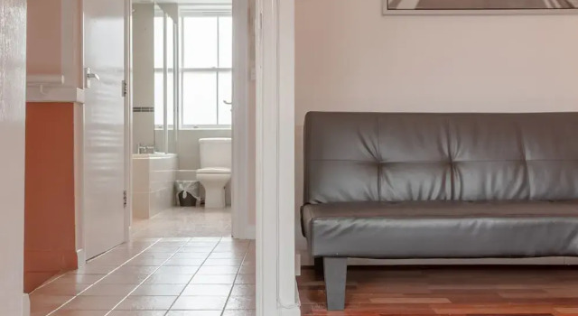 Spacious 3 Bedroom Flat in Covent Garden, Забронировать Отель Лондон Большой Лондон, рядом с Фестиваль London Wonderground