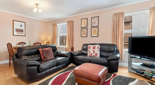 Апартаменты с 3 комнатами Arcadia House - Lovely Apartment Close to Beaches Harbour and Town Centre