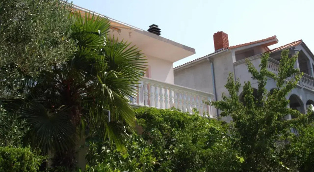 Apartmani Adriana1979