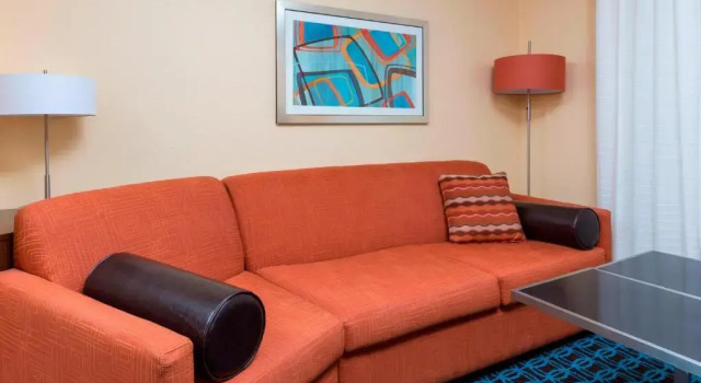 Двухместная студия Fairfield Inn & Suites by Marriott Galesburg