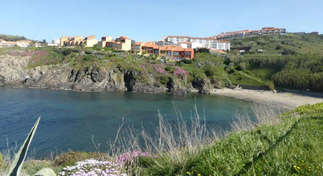 Appartement - Vue sur Mer Roches Bleues - 2RB38A, Забронировать Апартаменты/квартира Отели Коллиур с парковкой, Парковка