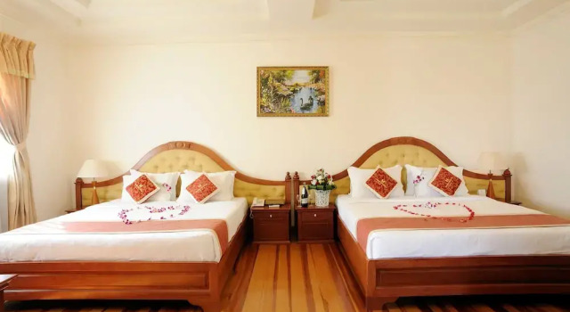 Номер Executive с балконом и с красивым видом из окна Hoang Yen Hotel