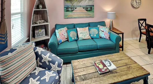 Номер Standard Mermaids Den by Miss Kitty’s