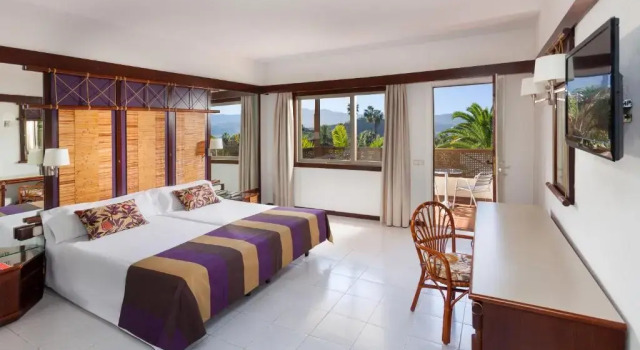 Двухместный номер с балконом Radisson Resort & Residences Tenerife