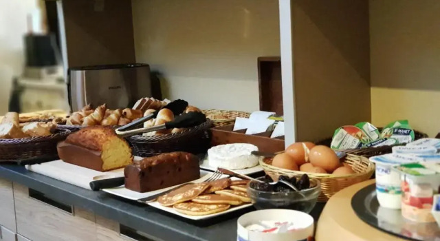 Трёхместный номер Standard Hôtel Restaurant Le Mulberry Arromanches