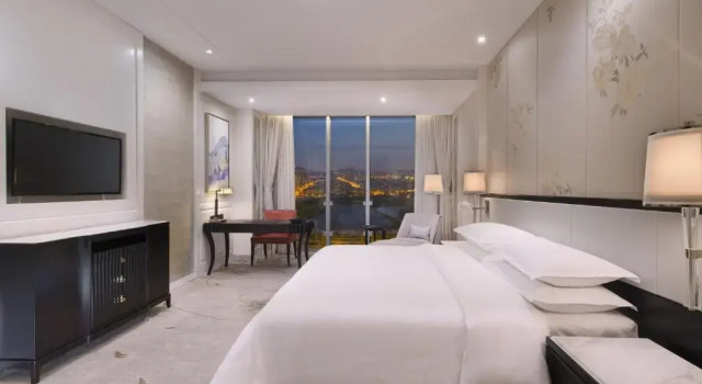 Двухместный номер Standard с видом на озеро Sheraton Qingdao Licang Hotel