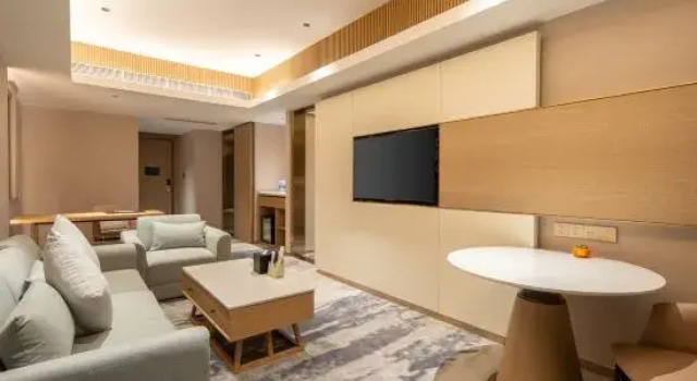 Люкс Crown Tower International Trade Guomao Boutique Hotel