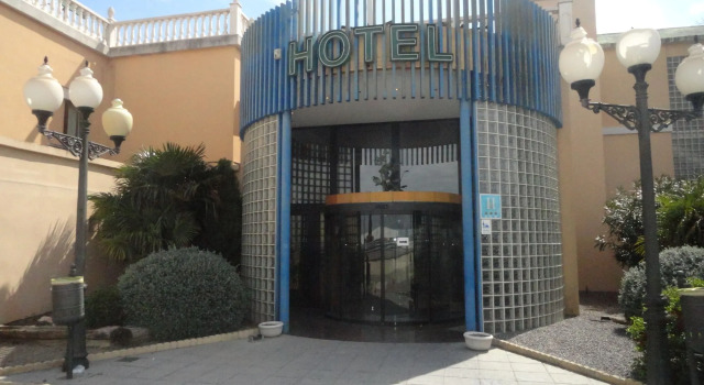 Hotel El Cisne, Забронировать Отель Отели Сарагосы 3 звезды, 3*