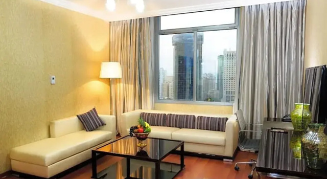 Camera Standard City Tower Hotel