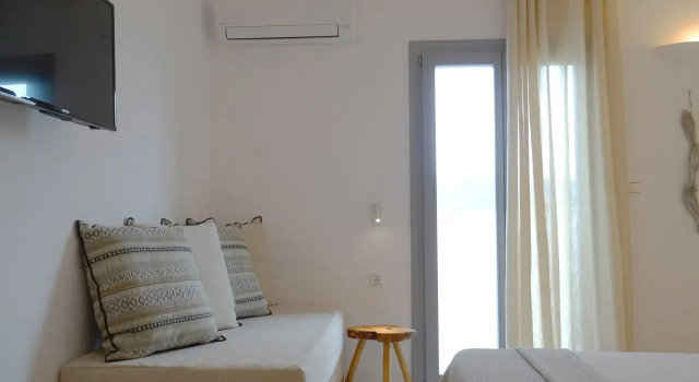 Трёхместный номер с видом на море Paros Bay