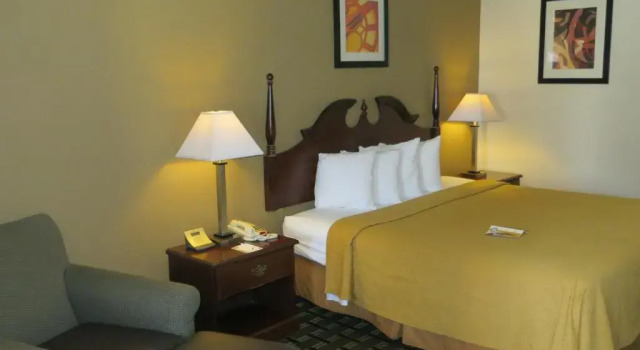 Номер Standard Quality Inn & Suites Morrow Atlanta South