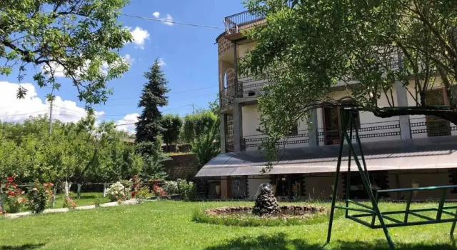 Апартаменты Chez Yvette Superbe Appartement-Terrasse à Garni