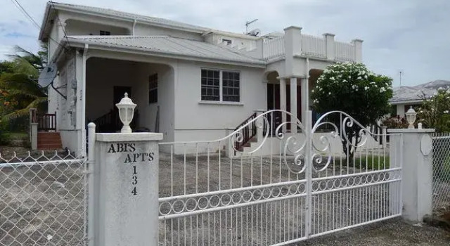 Abi's Apartments, Prenota Appartamento Maxwell Barbados