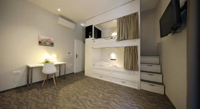 Номер Standard Downtown Boutique Hostel