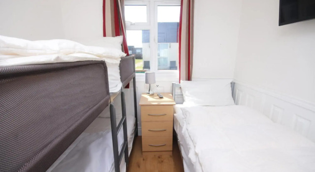 29C Medmerry Park 2 Bedroom Chalet, Забронировать Шале Коттеджи Исторического графства Суссекса, Коттедж