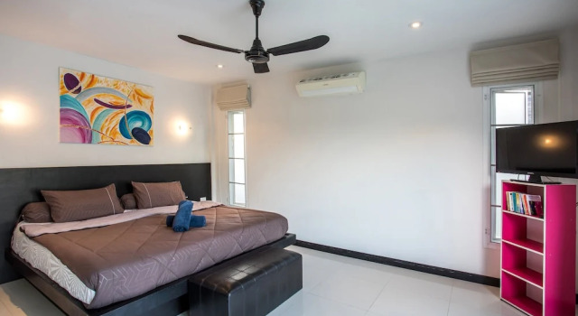 Modern Elegance 3BR Pool Villa Marine