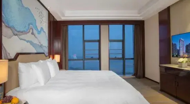 Люкс Deluxe с видом на реку Grand New Century Hotel