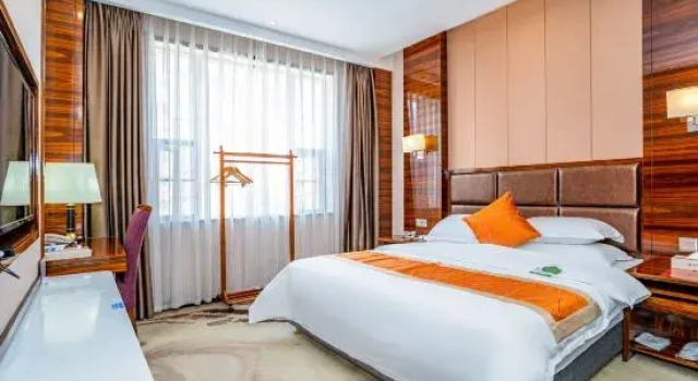 Люкс Deluxe Gelinan Hotel (Anshun Huangguoshu Airport)