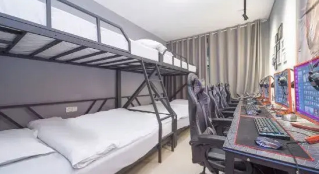 Shuangzi Electric Gaming Apartment, Book Apartment Hotels in Yiyang with Parking, Parking