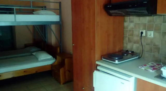 Кровать в общем номере Constantinos Budget Beds