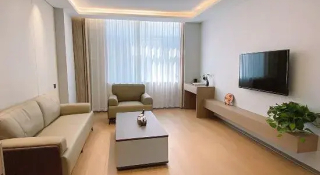 Люкс Deluxe Yinshan Hotel (Li County First People's Hospital)