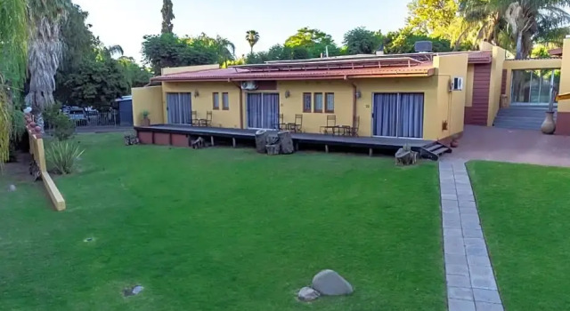 Номер Standard Sunriver Kalahari Lodge Riverside stay in Upington