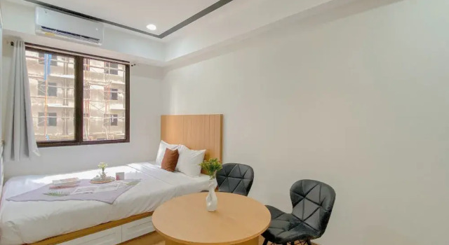 Good Choice And Minimalist Studio Apartment Meikarta, Book Apartment Cibatu West Java