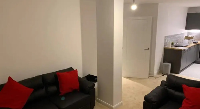 Cozy Urban Apartment in Wolverhampton, Забронировать Апартаменты/квартира Апартаменты Вулвергемптона, рядом с Wolverhampton City Council, Апартаменты/квартира
