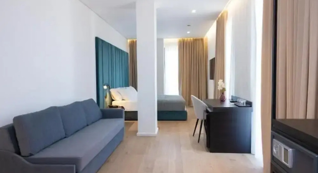 Семейный номер Deluxe с балконом и с видом на море Lans Hotel