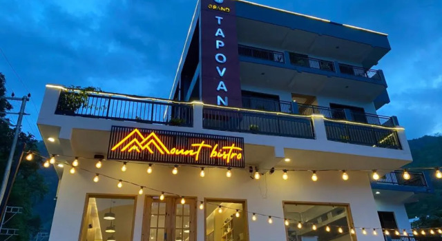 Hotel Grand Tapovan