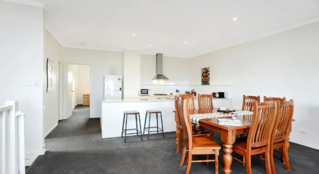 Коттедж с 4 комнатами Bayside - Aldinga Beach - C21 SouthCoast Holidays