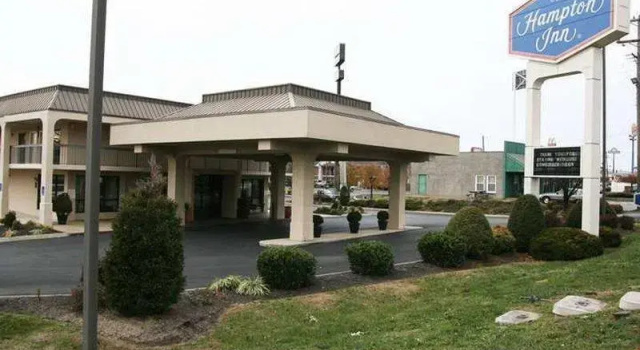 Четырёхместный номер Standard Baymont by Wyndham Clarksville Northeast