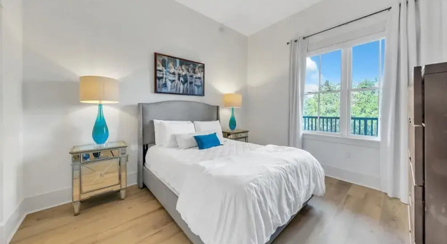 Redfish Village M1222