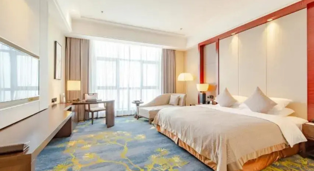 Номер Executive Binhai Jinling International Hotel