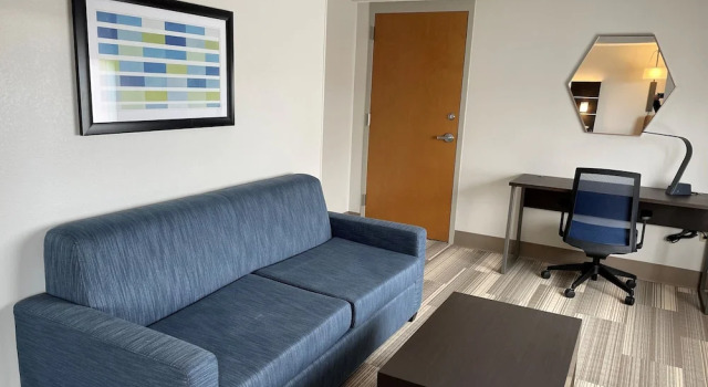 Люкс Holiday Inn Express Hotel & Suites Bluffton at Hilton Head Area by IHG