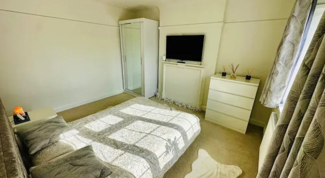 Gerrardscross - Stay4 - Parking - Petsok - Wembley, Забронировать Отель Отели Бакингемшир с парковкой, Парковка