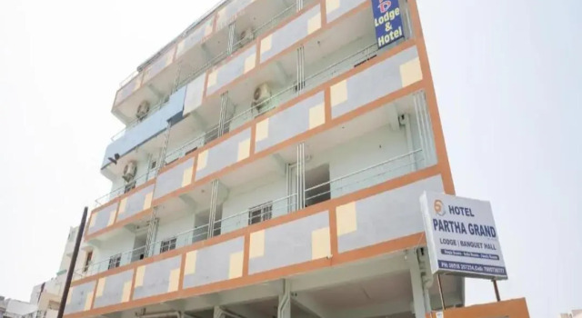 i-ROOMZ Partha Grand, Rezervovat Hotel Kurnool Andhra Pradesh