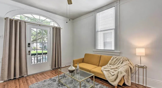 Historical Nola Home ~ 3 Mi to French Quarter, Забронировать Отель Отели Нового Орлеана 3 звезды, рядом с Paraplex, 3*