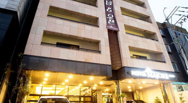 Кровать в общем номере (мужской номер) Major Hotel 2