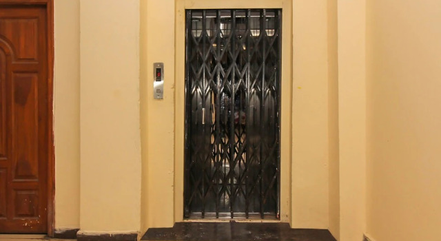 OYO 7343 Al Shareef Palace, Rezerwuj Hotel Hajdarabad 