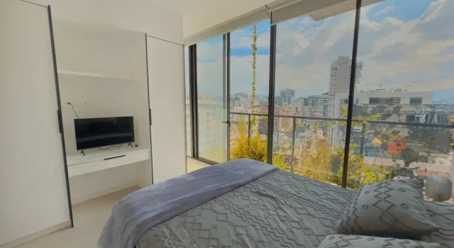 Apartamento en el edificio más alto UIO