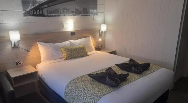 Номер Executive Castle Creek Motor Inn Euroa
