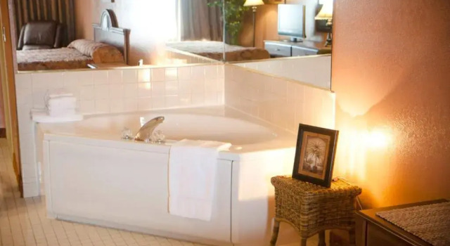 Norland Inn and Suites Roseau, Varaa Hotelli Hotellit Minnesota pysäköinnillä, Pysäköinti