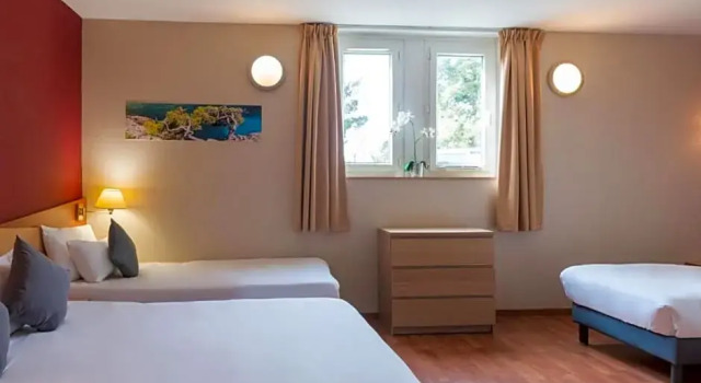 Семейный номер Standard The Originals City Hôtel Marseille Aéroport