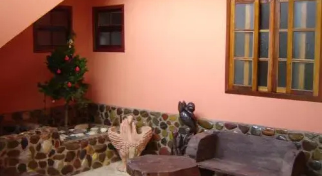 Pousada Casa de Pedra, Забронировать Отель Ипоранга штат Сан-Паулу