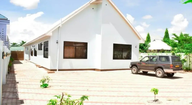 Kisasa Home