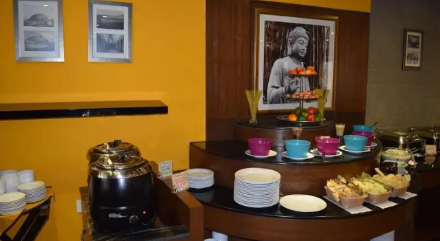 Peppermint Hotel, Забронировать Отель Отели Хосур с парковкой, Парковка