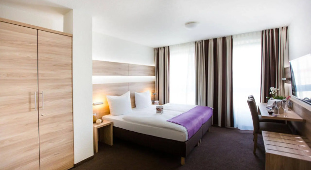 Hotel & Restaurant Rose, Забронировать Отель Битигхайм-Биссинген 