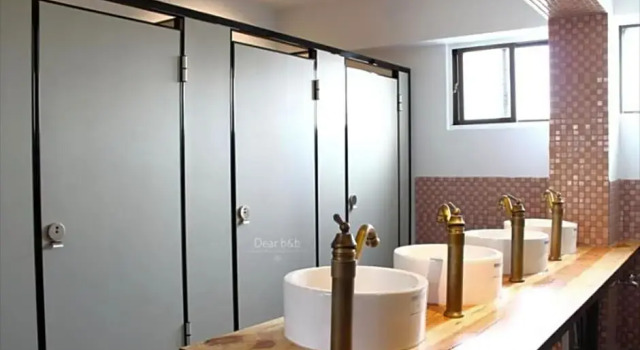 Кровать в общем номере Kokokara B&B